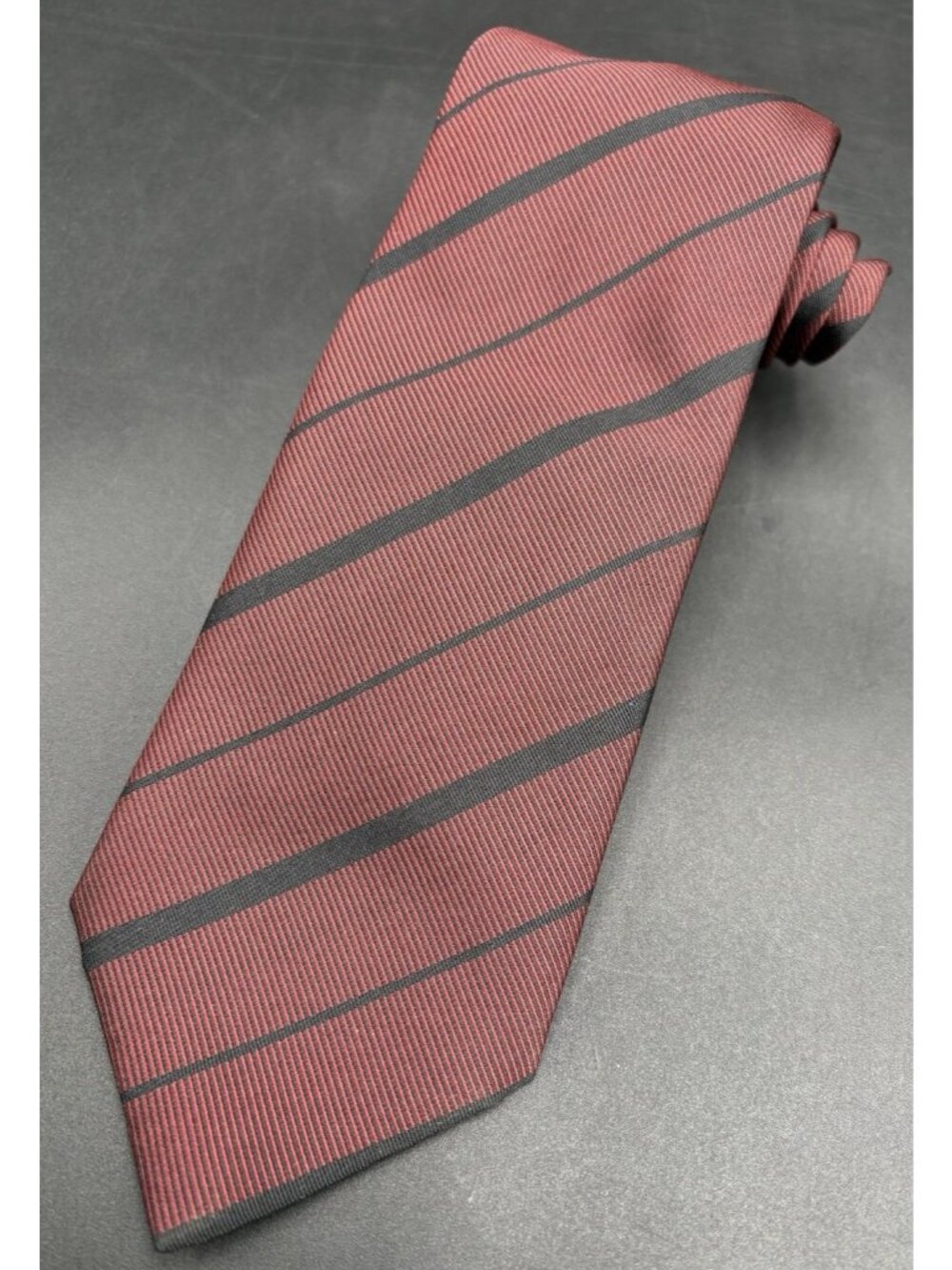 Brioni Men's REPP Tie Burgundy Wine 100% Silk Diagonal Stripe Italy Luxury GUC